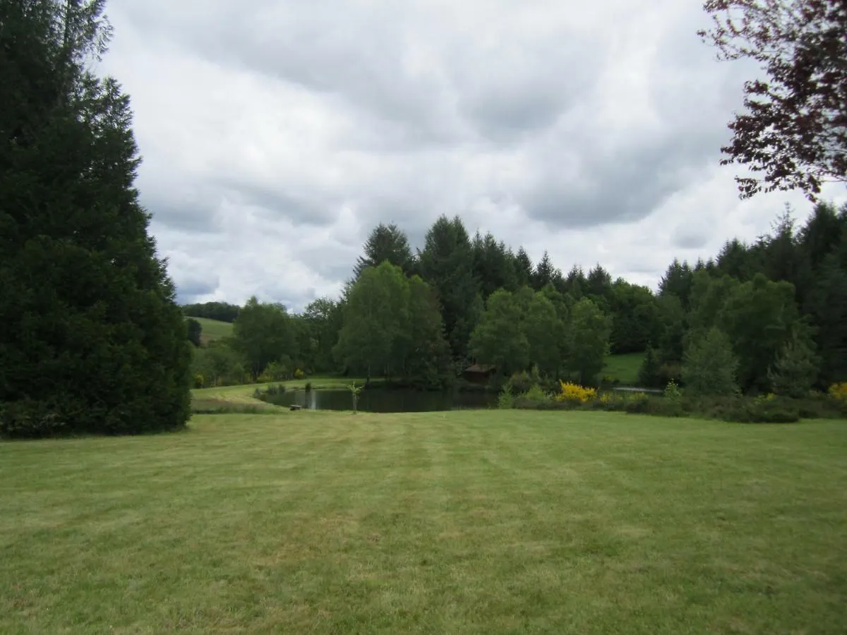 La Roussilhe Bed & Breakfast Sousceyrac